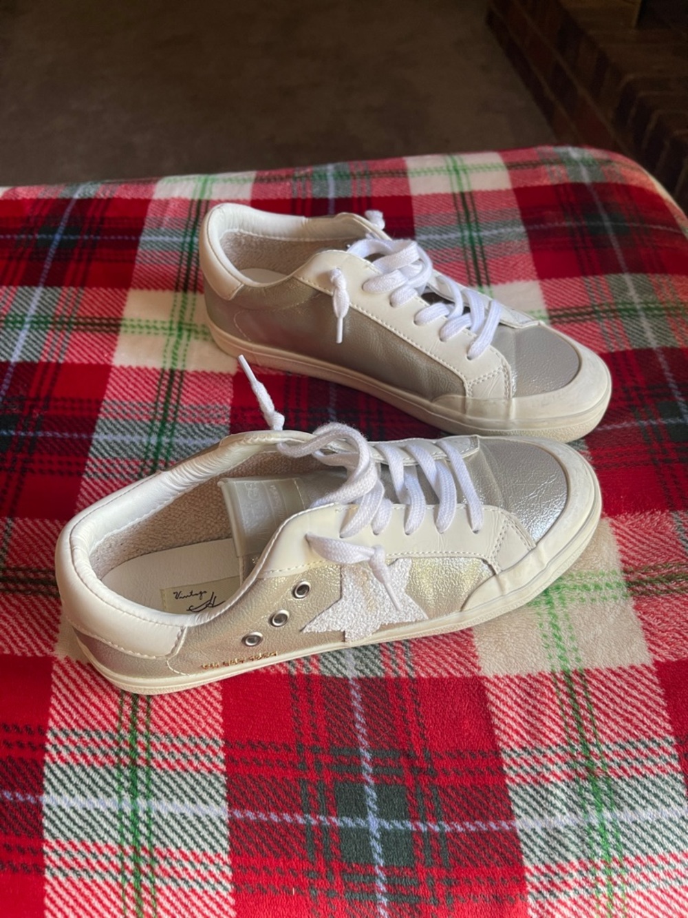 Vintage Havana Keren Sneakers. Size 9